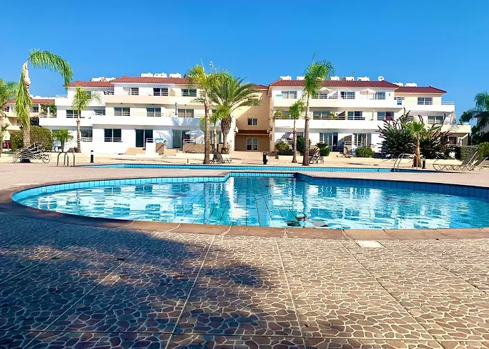 Daire Nissi 3 C14 Sea View Floor *