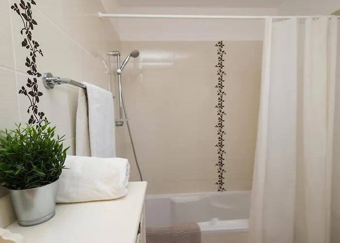 Daire Nissi 3 C14 Sea View Floor