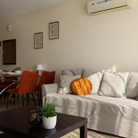 Nissi 3 C14 Sea View Floor Daire *