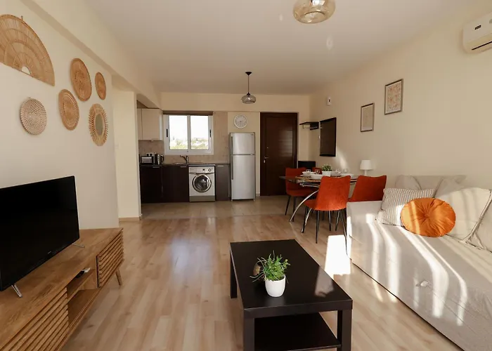 Nissi 3 C14 Sea View Floor * アヤナパ